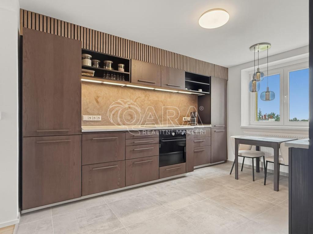 Pronájem bytu 2+kk 52 m2
