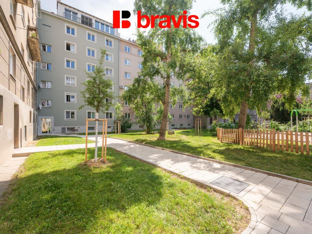 Pronájem bytu 1+1 30 m2