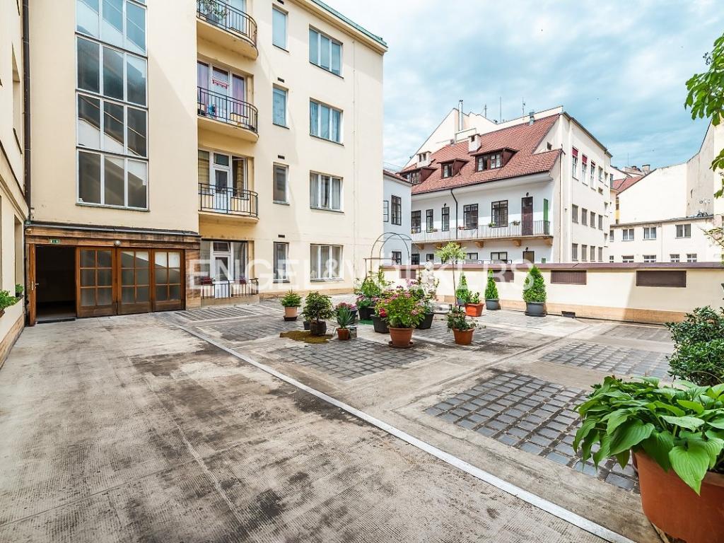Pronájem bytu 1+1 30 m2