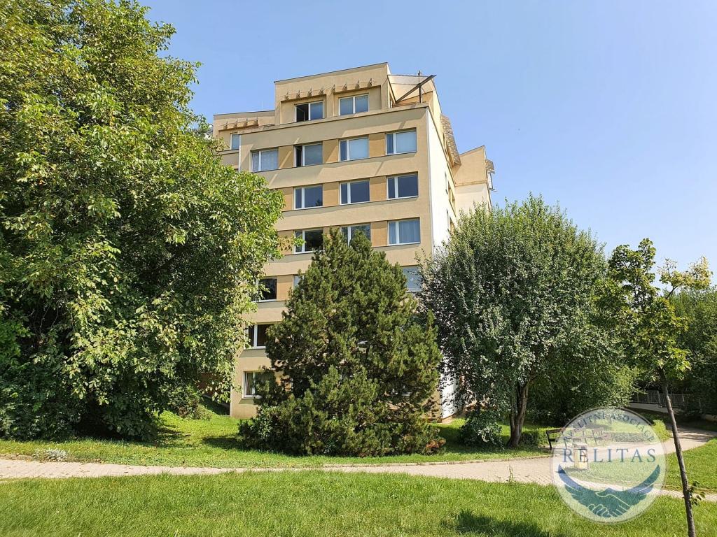 Pronájem bytu 3+kk 64 m2, Praha – náhled fotky 9