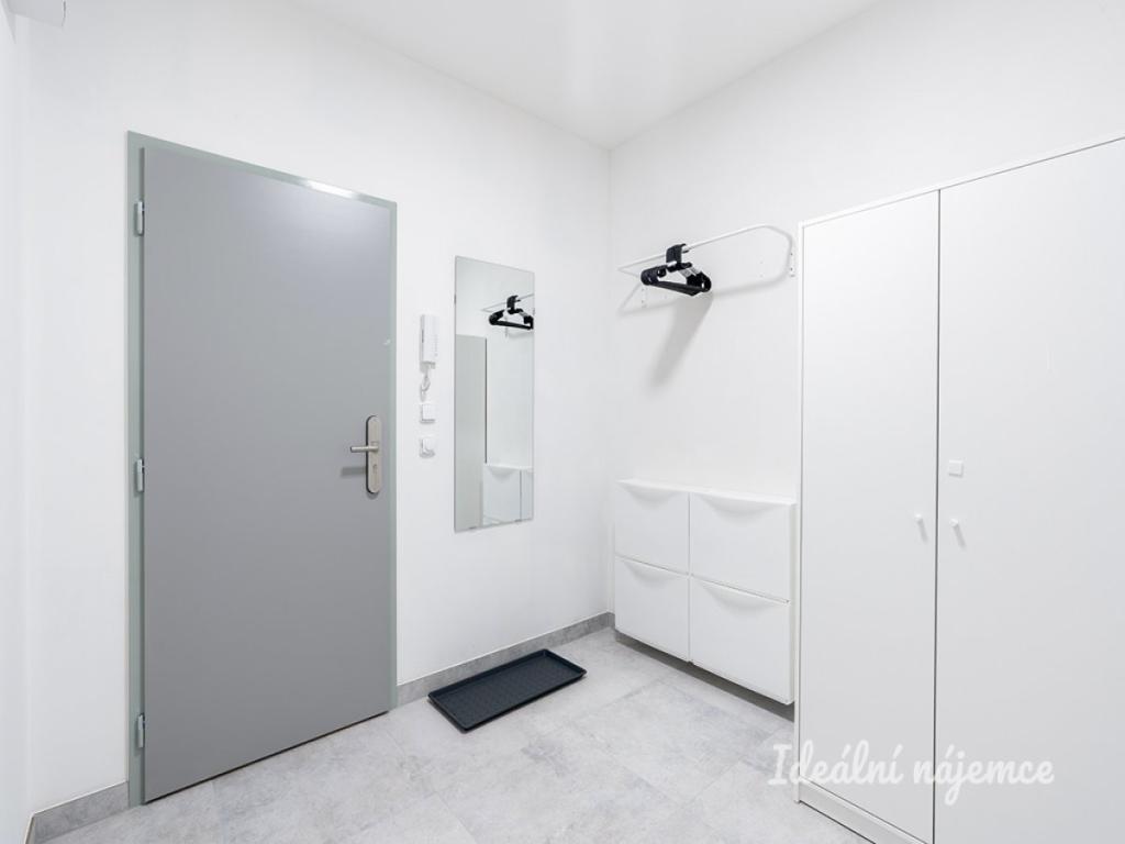 Pronájem bytu 2+kk 42 m2, Praha – náhled fotky 7