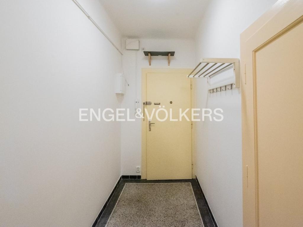 Pronájem bytu 1+kk 27 m2