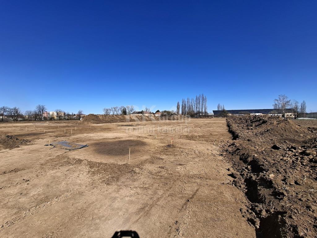 Prodej pozemku 817 m2, Slaný – náhled fotky 11