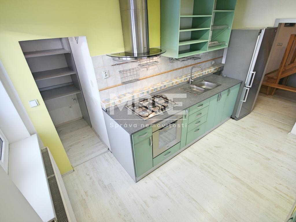 Pronájem bytu 5+1 160 m2