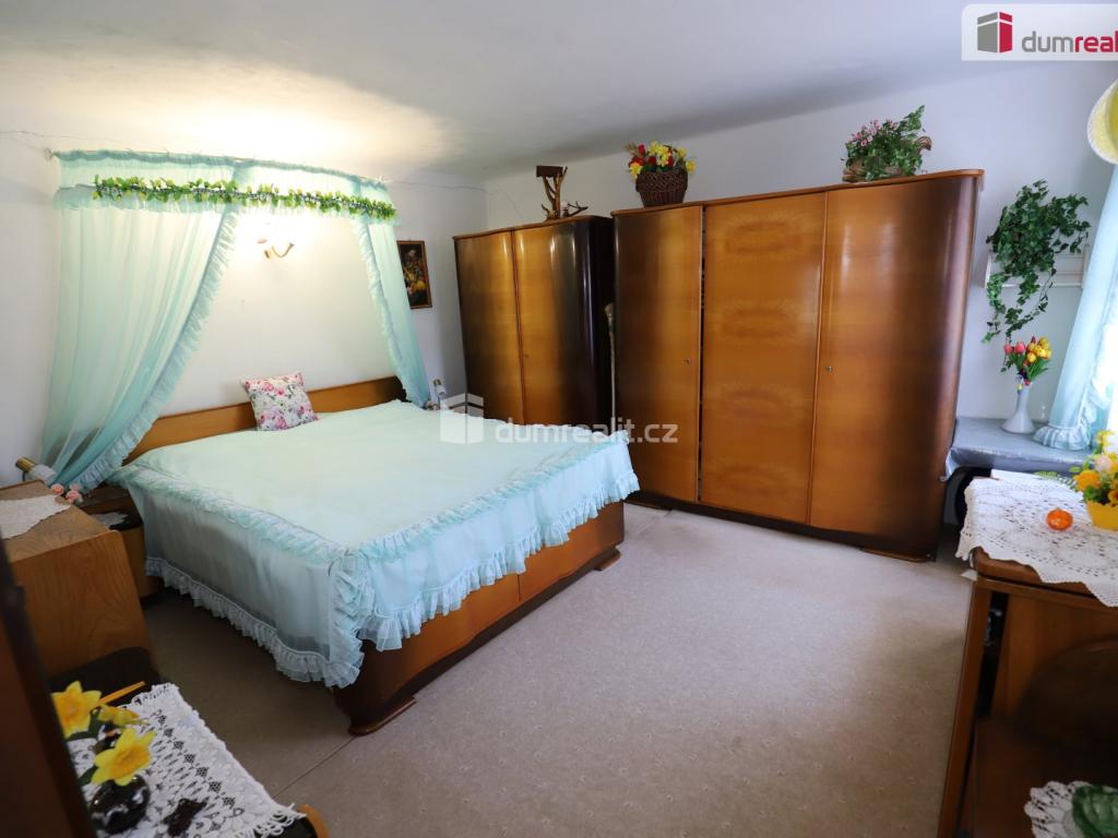 Listing 4