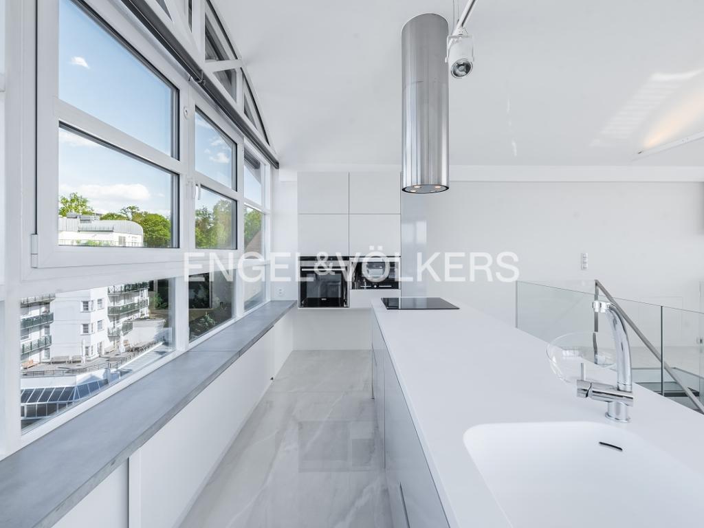Pronájem bytu atypický 135 m2
