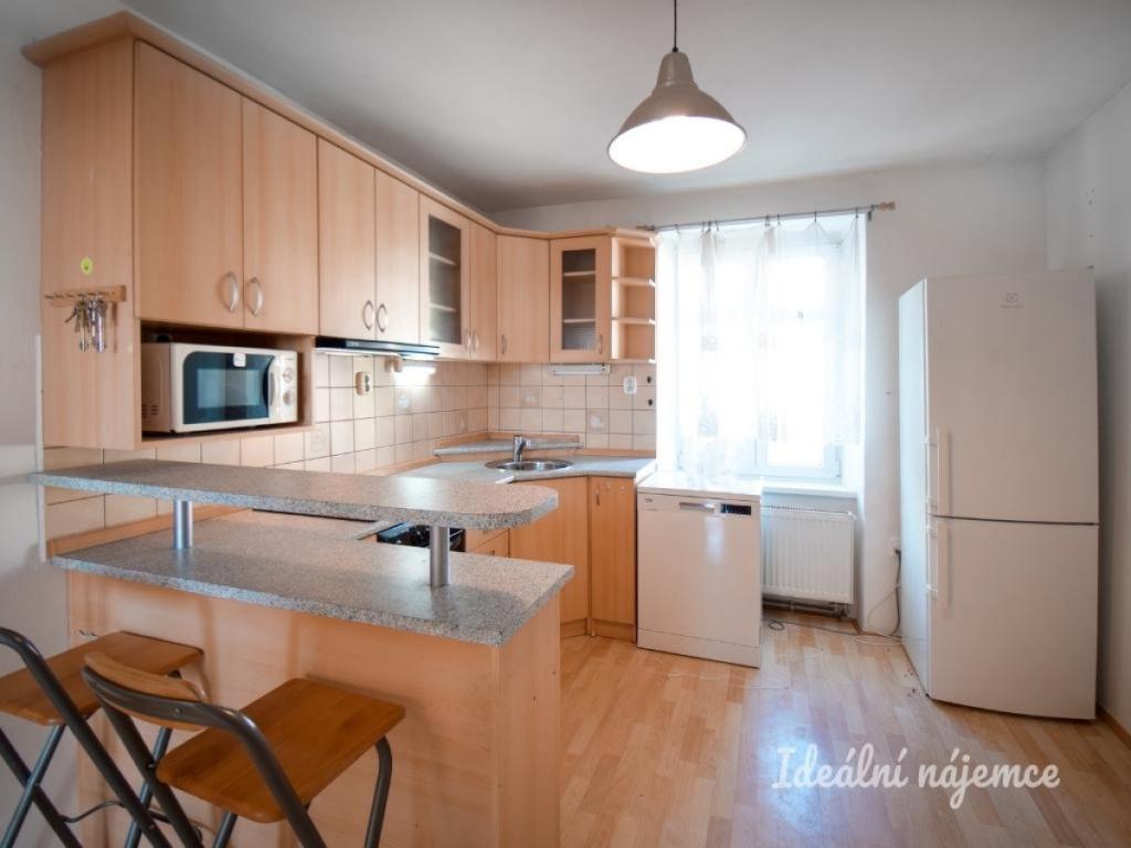 Pronájem bytu 2+1 64 m2