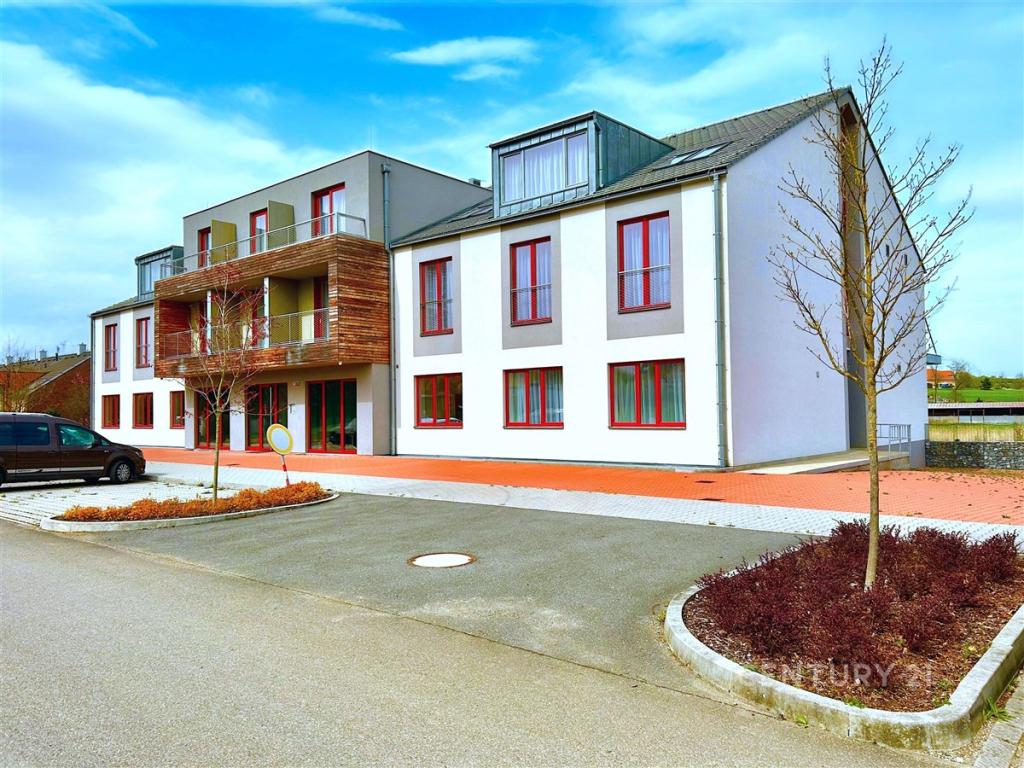 Pronájem bytu 1+kk 48 m2