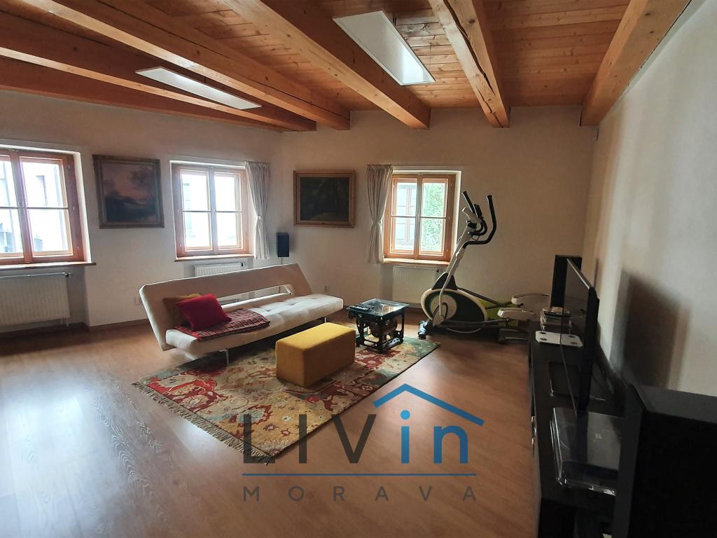 Pronajem bytu 3+1 80 m2
