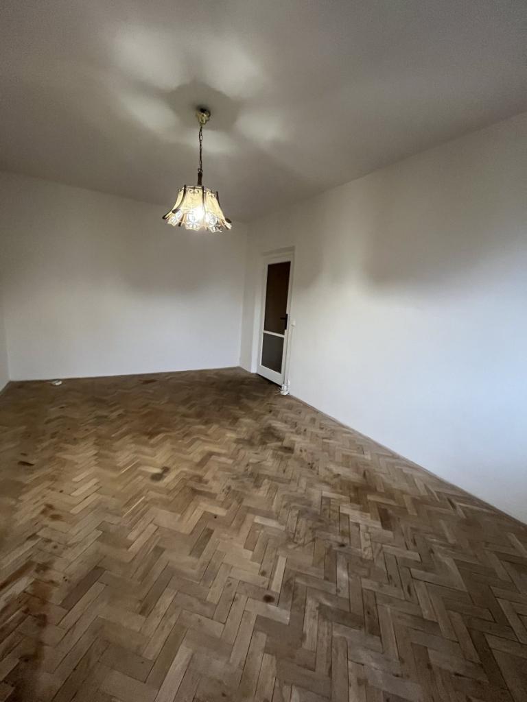 Pronájem bytu 2+1 55 m² – pohled 6