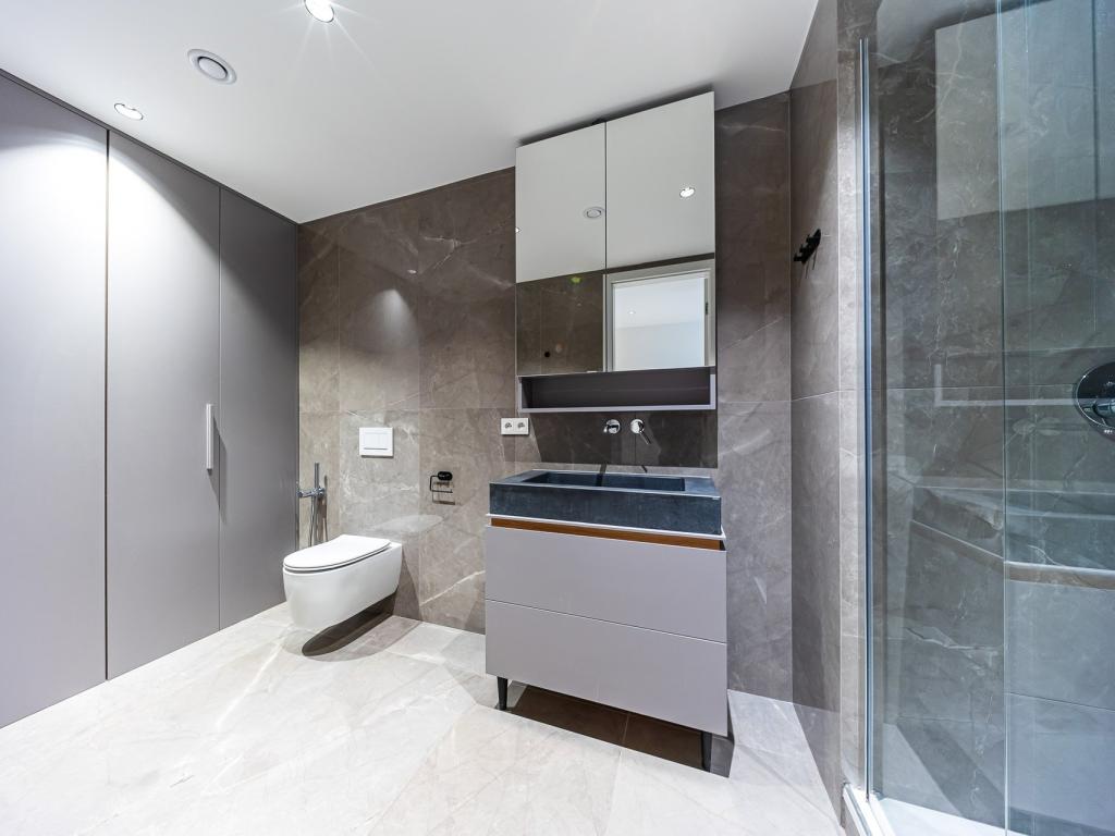 Pronájem bytu 4+kk 151 m2, Praha – náhled fotky 2