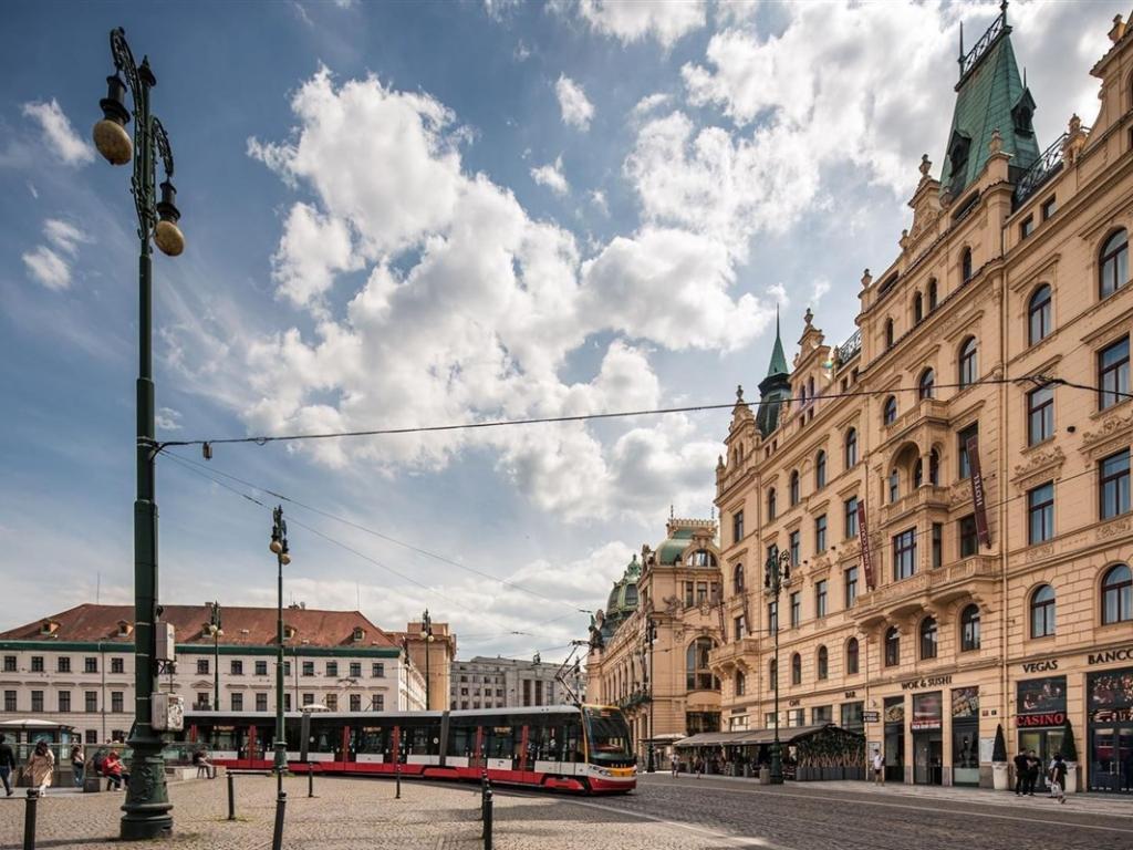 Pronájem bytu 3+kk 123 m2, Praha – náhled fotky 17