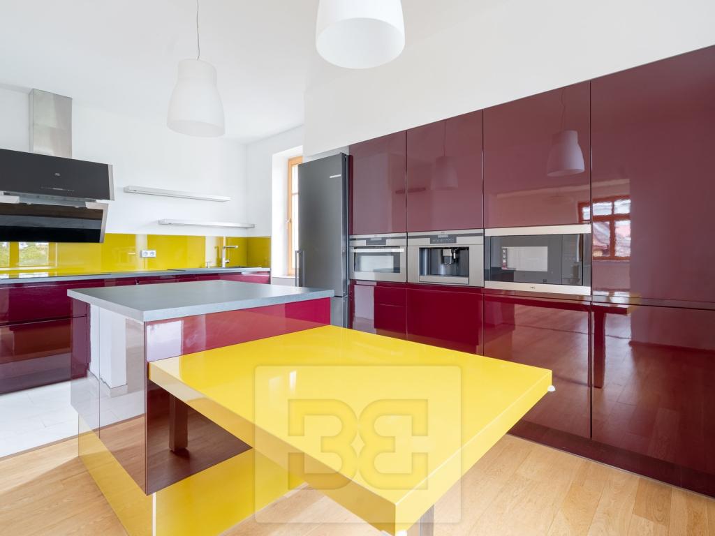 Pronájem bytu 2+1 90 m2