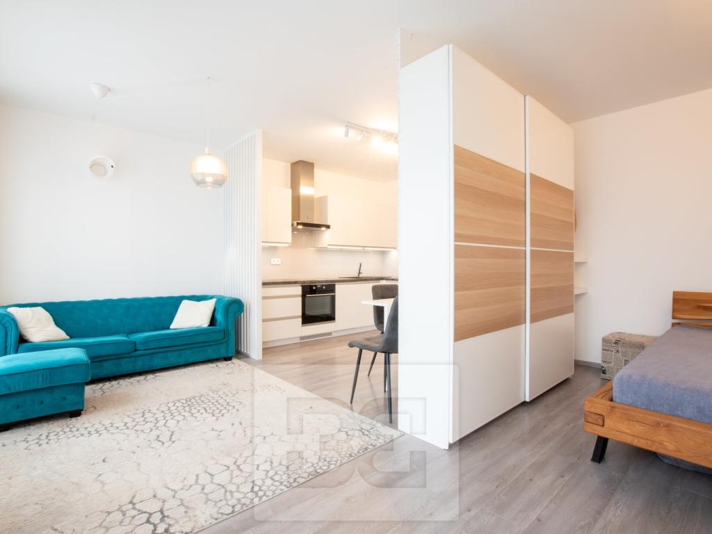 Pronájem bytu 1+kk 44 m2