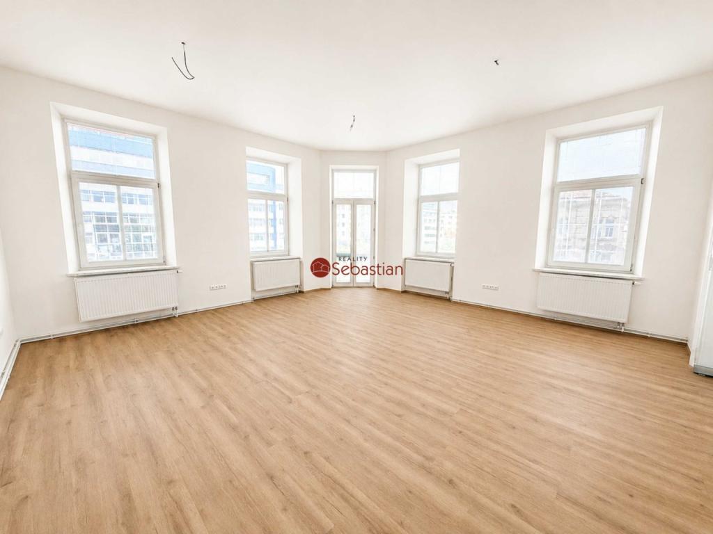 Pronájem bytu 3+kk 106 m2