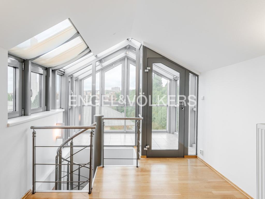 Pronájem bytu 4+1 120 m2, Praha – náhled fotky 7
