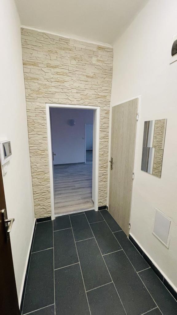 Pronajem bytu 2+kk 60 m2