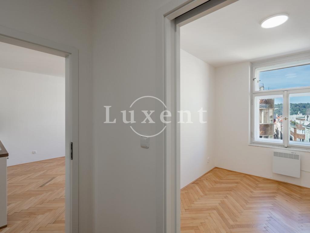 Pronájem bytu 2+kk 42 m2