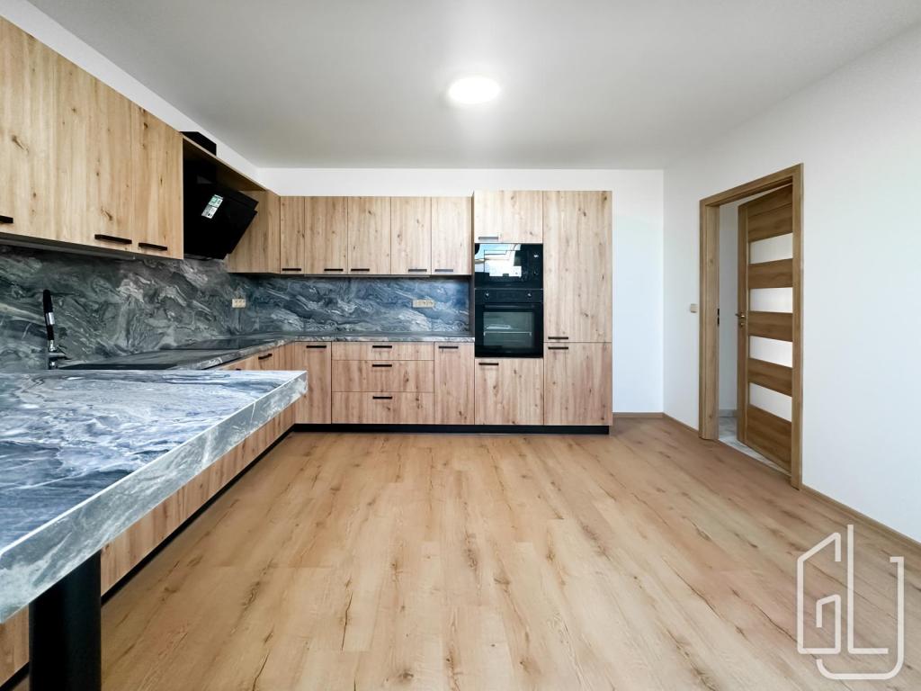 Pronájem bytu 3+1 134 m2