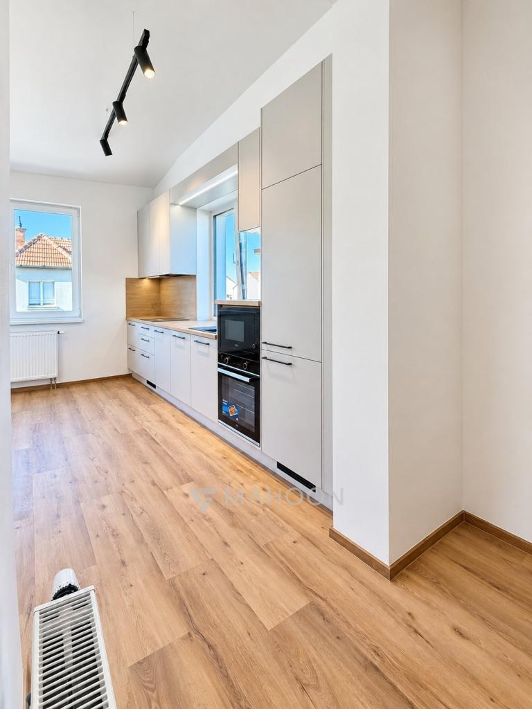 Pronájem bytu 2+kk 64 m2