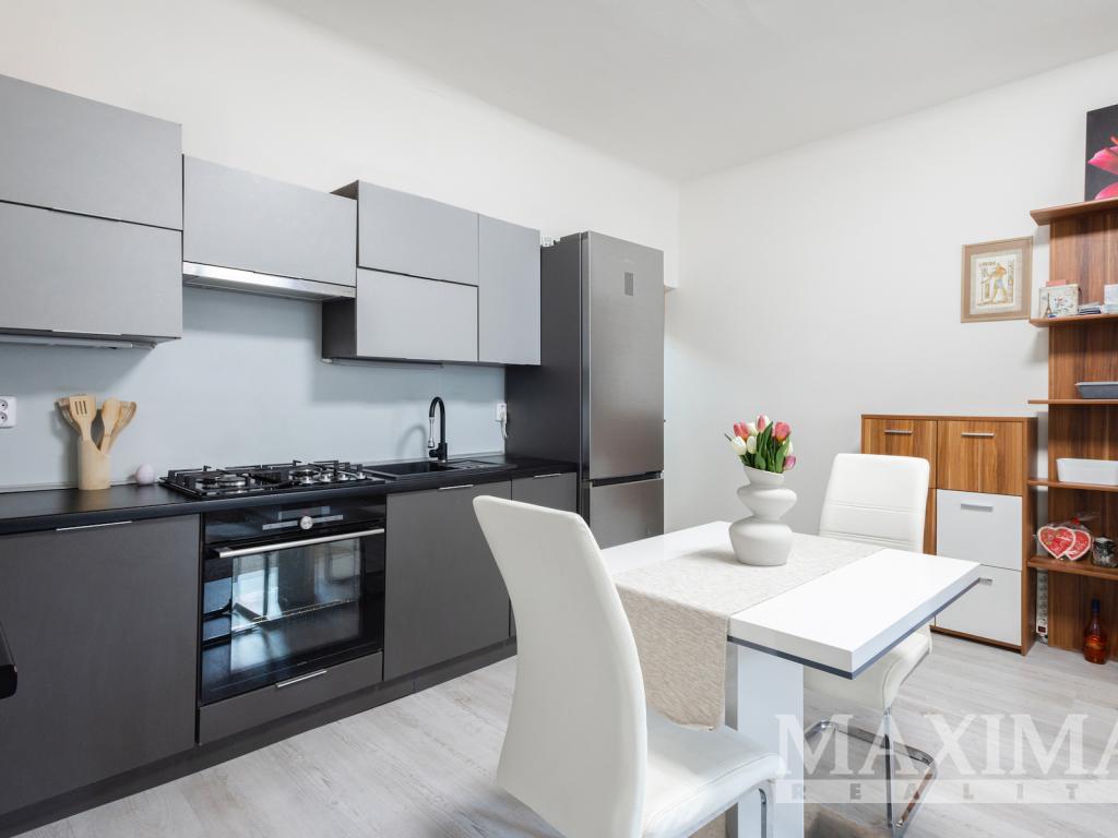 Prodej bytu 3+kk 79 m² – pohled 5