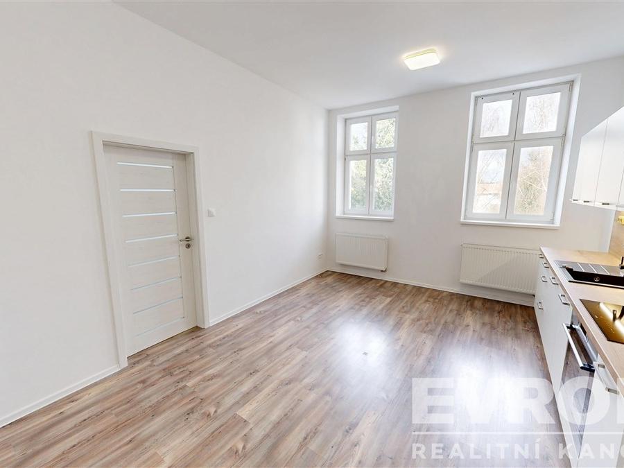 Pronájem bytu 2+kk 39 m2