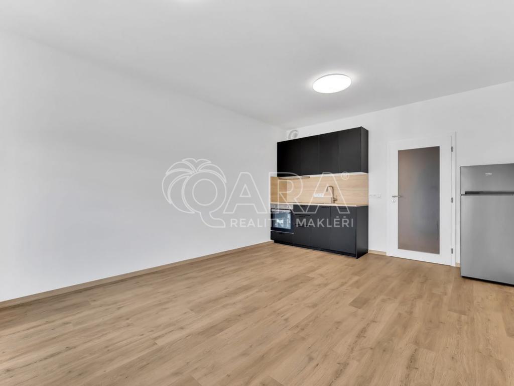 Pronájem bytu 1+kk 35 m2