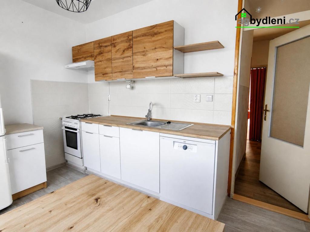 Pronájem bytu 4+1 80 m2