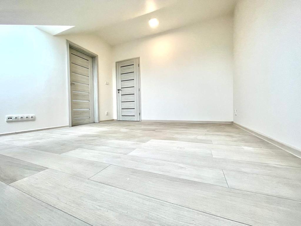 Pronájem bytu 1+kk 34 m2