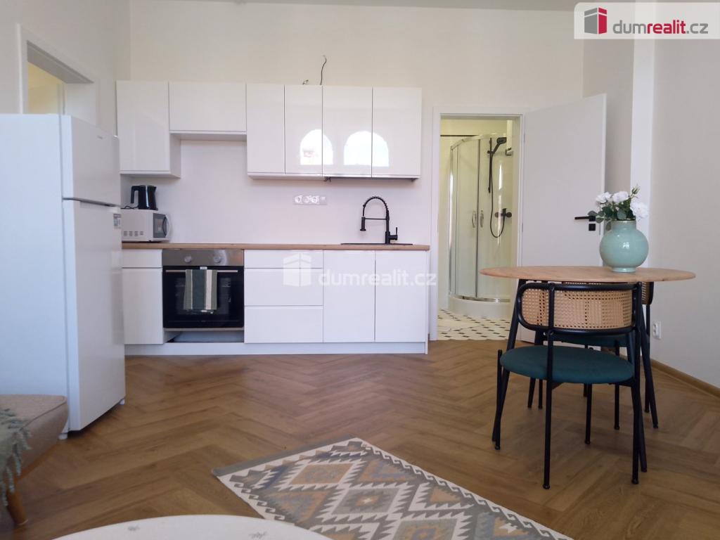 Pronájem bytu 2+kk 40 m2