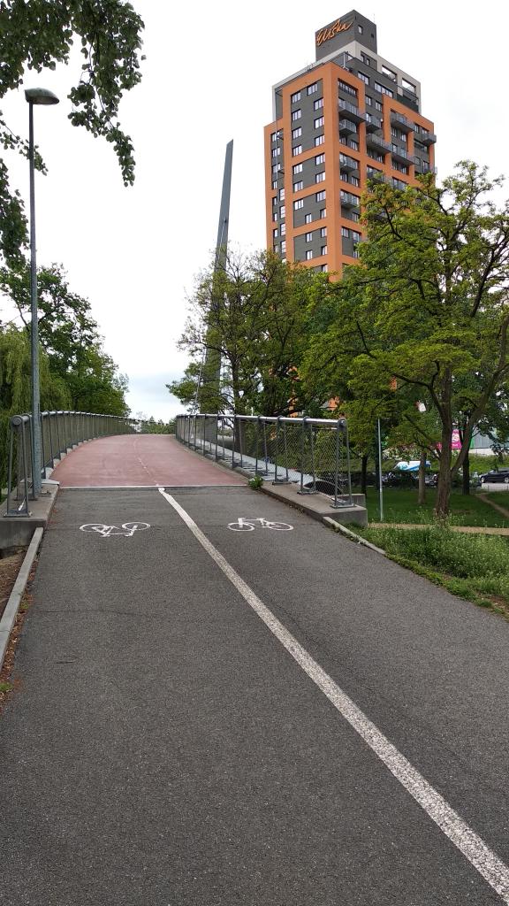 Pronájem bytu 1+kk 33 m2