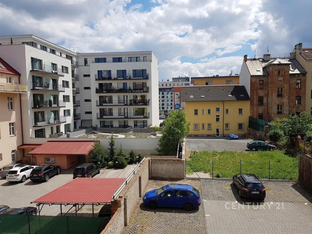 Pronájem bytu 1+1 57 m2