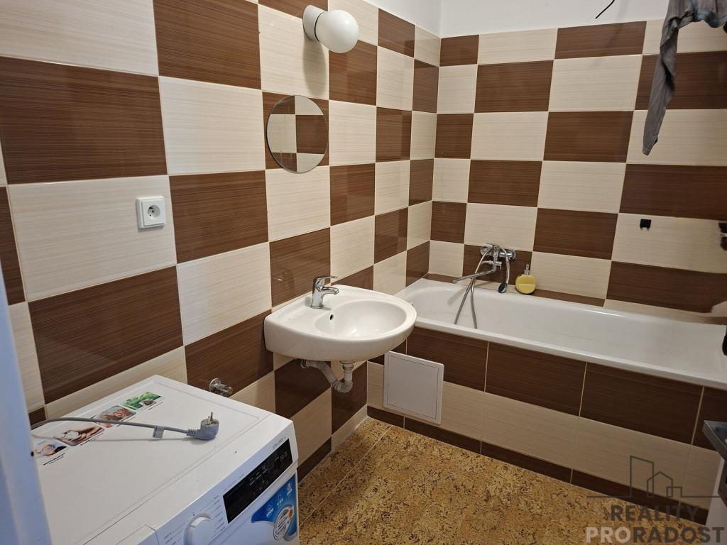 Pronájem bytu 2+1 77 m2, Kladno – náhled fotky 4