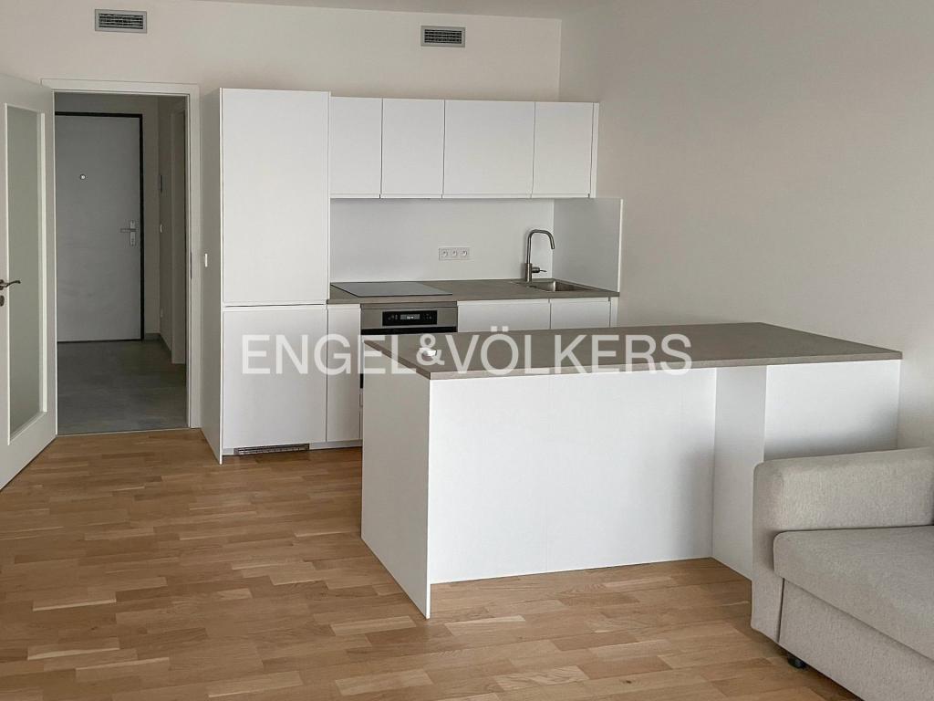 Pronájem bytu 1+kk 34 m2
