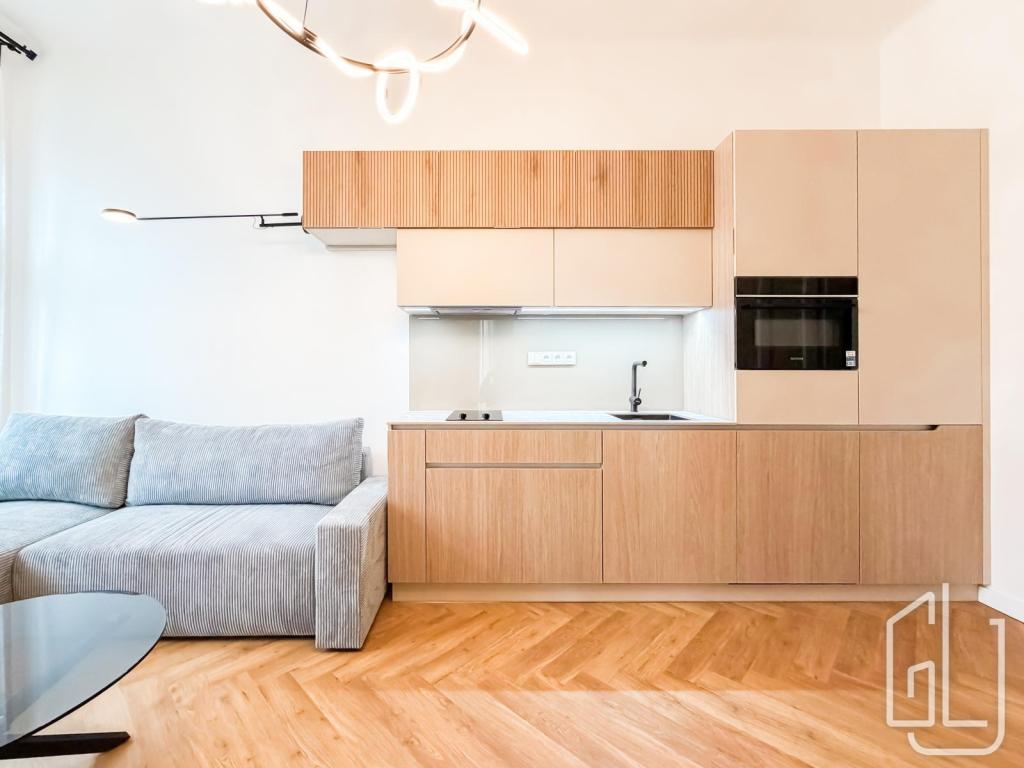 Pronájem bytu 2+kk 64 m2
