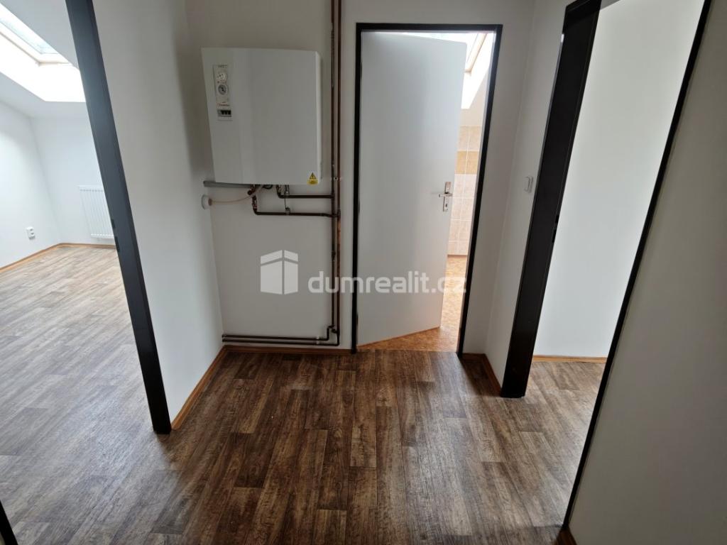 Pronájem bytu 1+1 33 m2
