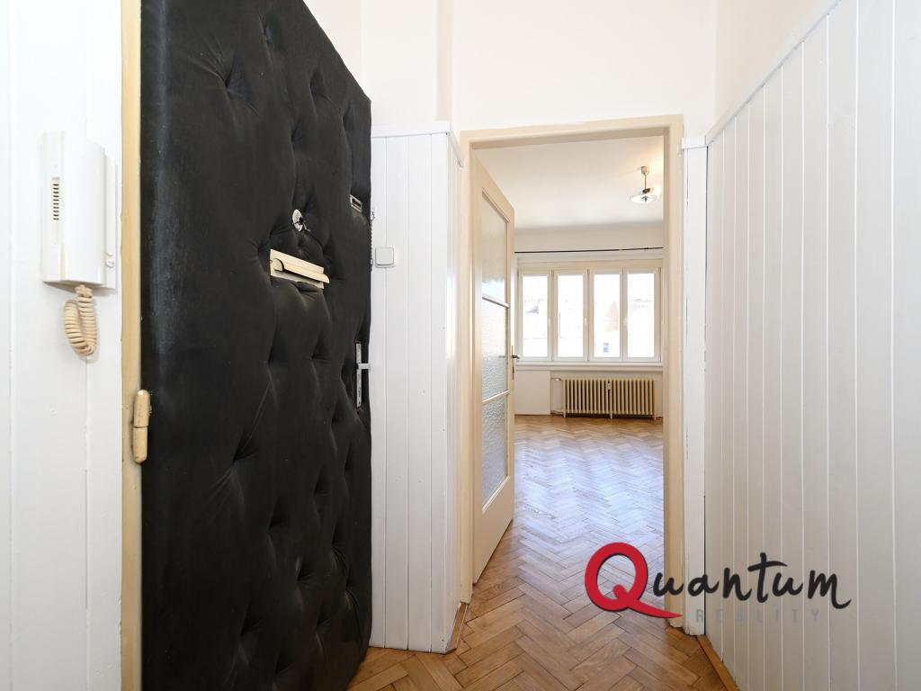 Pronájem bytu 1+kk 29 m2, Praha – náhled fotky 7