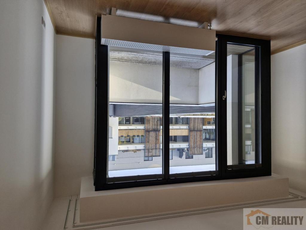 Pronájem bytu 2+kk 57 m² – pohled 3