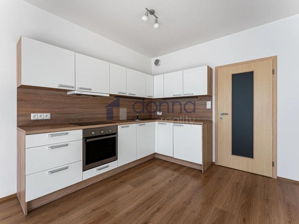 Pronájem bytu 1+kk 32 m2