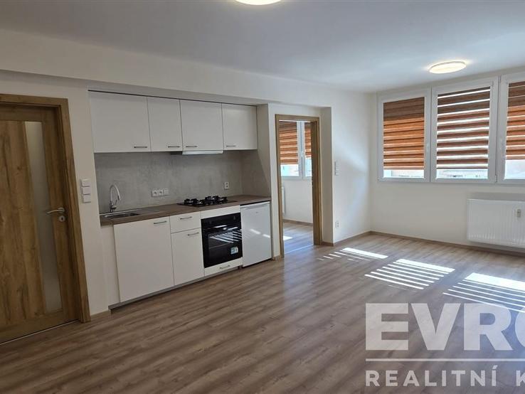 Pronájem bytu 2+kk 42 m2