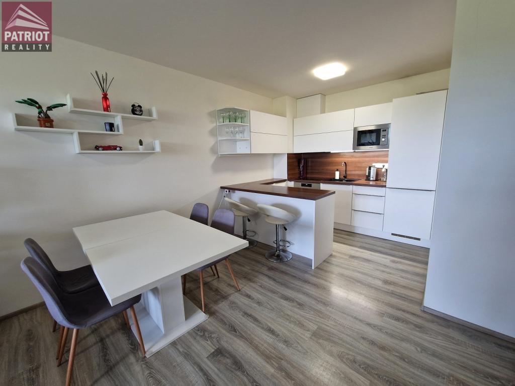 Pronájem bytu 2+kk 60 m2