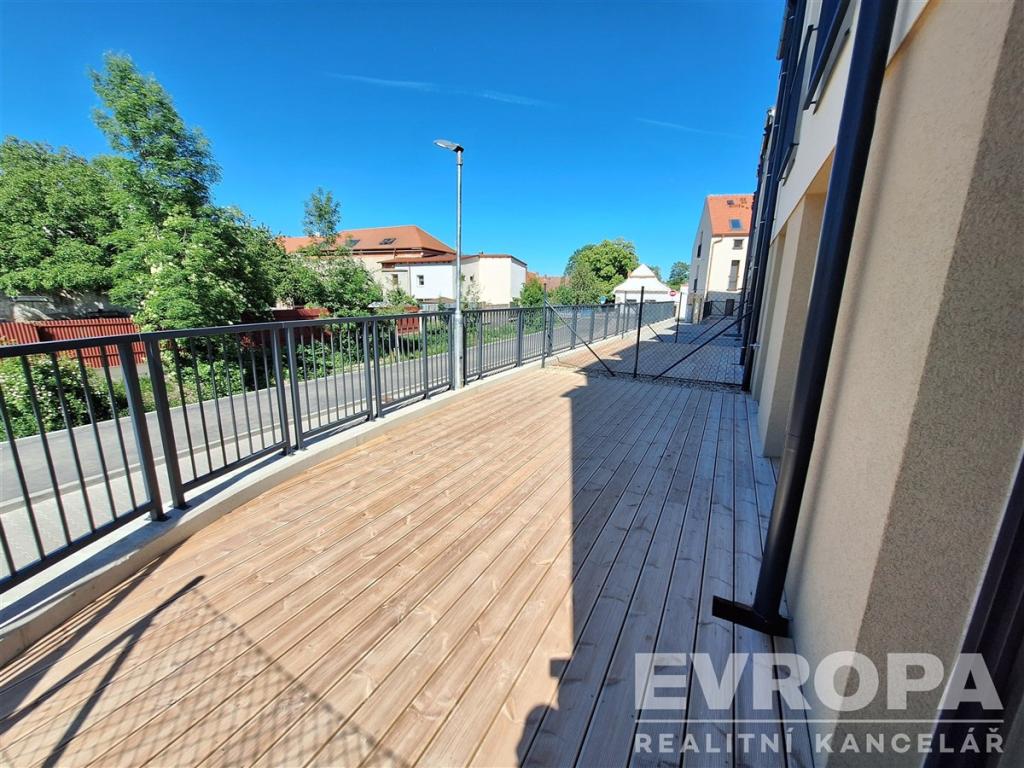 Pronájem bytu 2+kk 44 m2