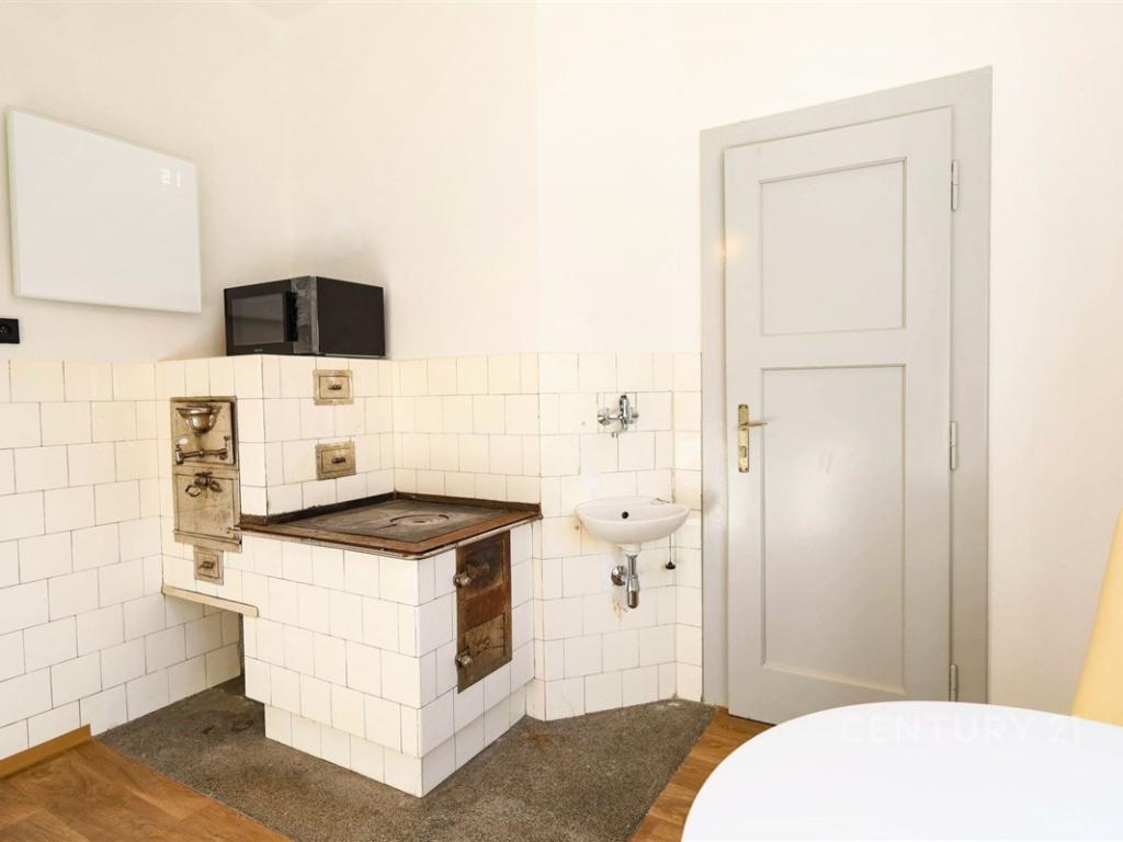 Pronájem bytu 2+1 64 m² – další