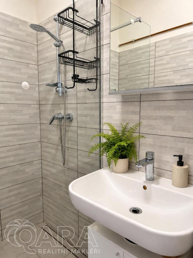 Prodej bytu 2+kk 40 m2, Praha – náhled fotky 5
