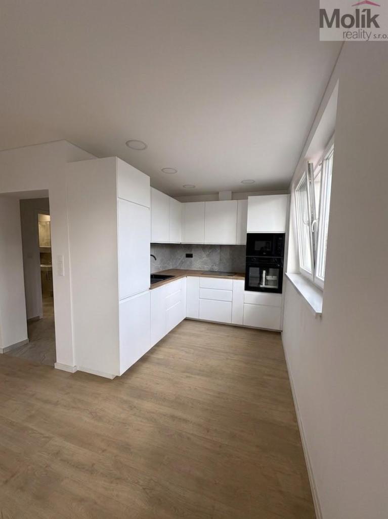 Pronájem bytu 2+kk 50 m2