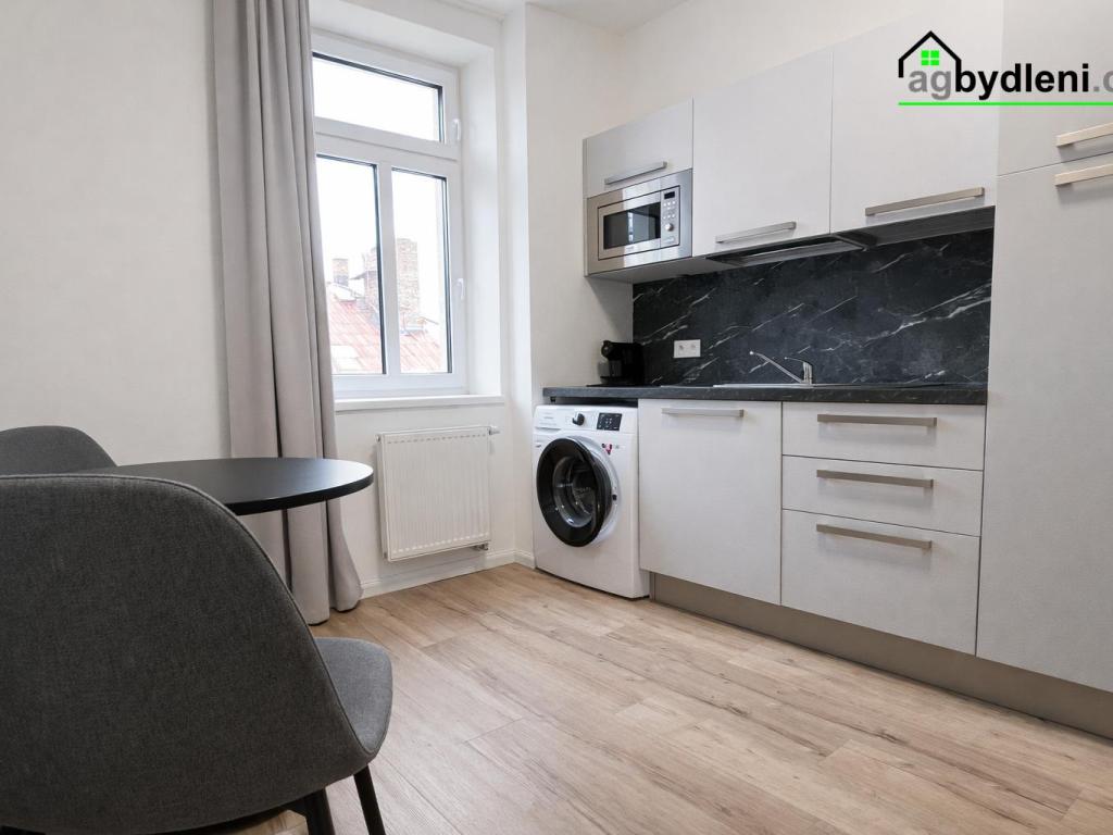 Pronájem bytu 2+kk 34 m2