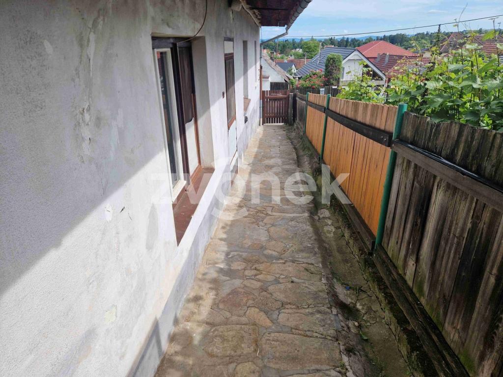 Listing 4
