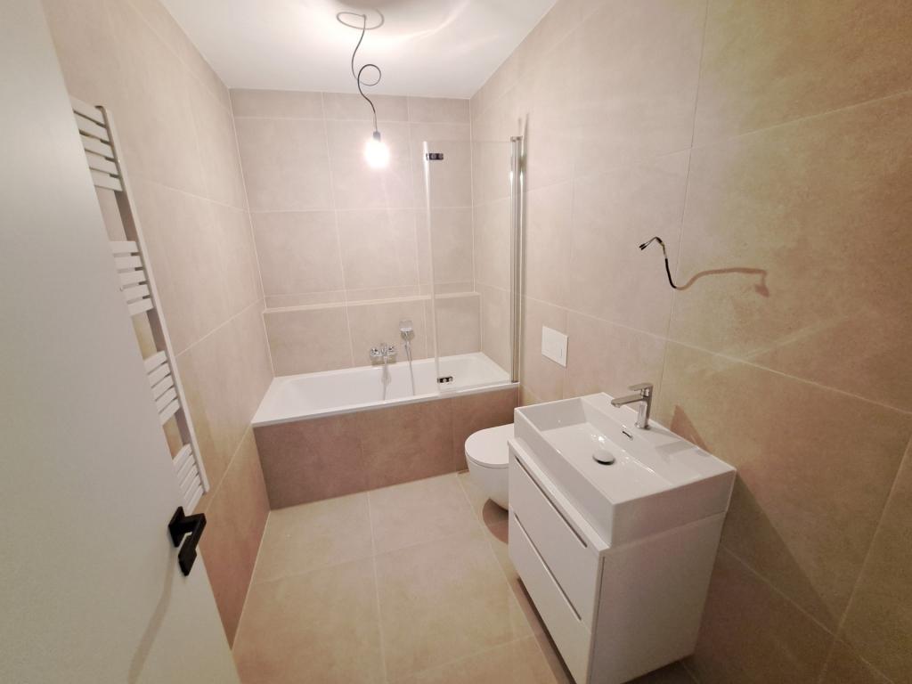 Pronájem bytu 1+kk 38 m2