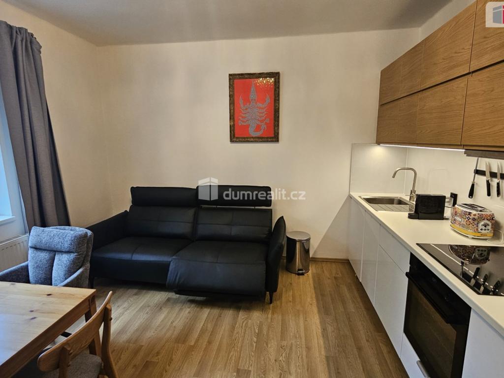 Pronájem bytu 2+kk 37 m2
