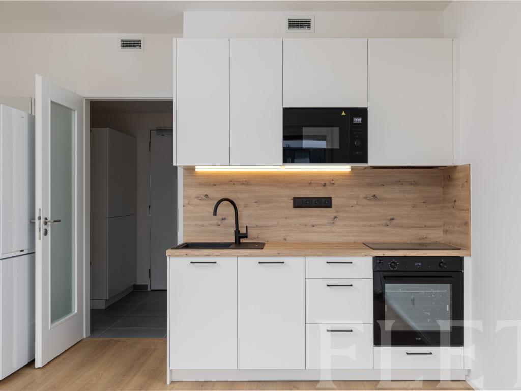 Pronájem bytu 1+kk 30 m2